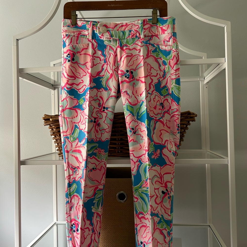 Love these pants they’re classic not too vibrant just perfect.